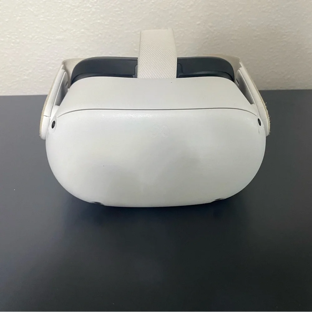 Meta Quest 2: Advanced All-In-One Virtual Reality Headset - 128GB